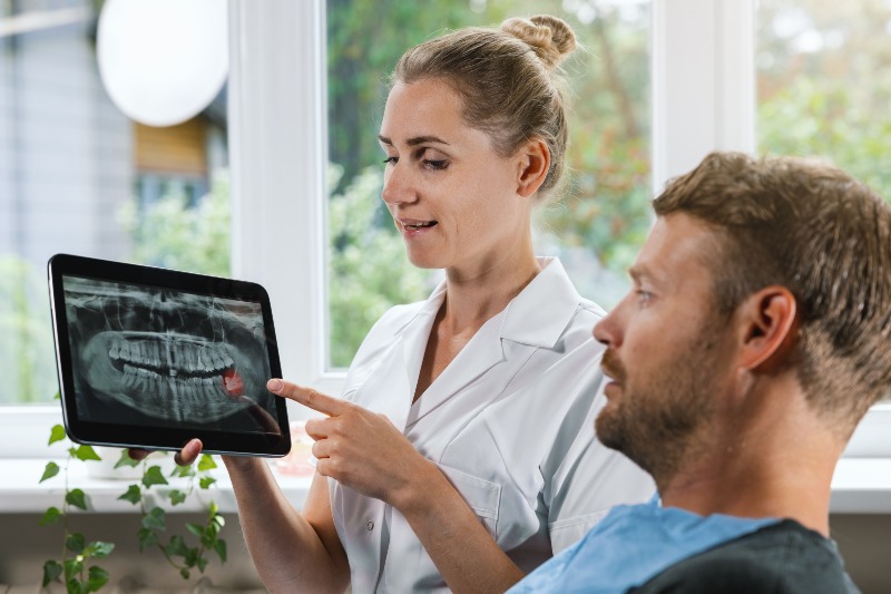 Wisdom teeth symptoms consultation at Elite Smiles of New Lenox, New Lenox, IL